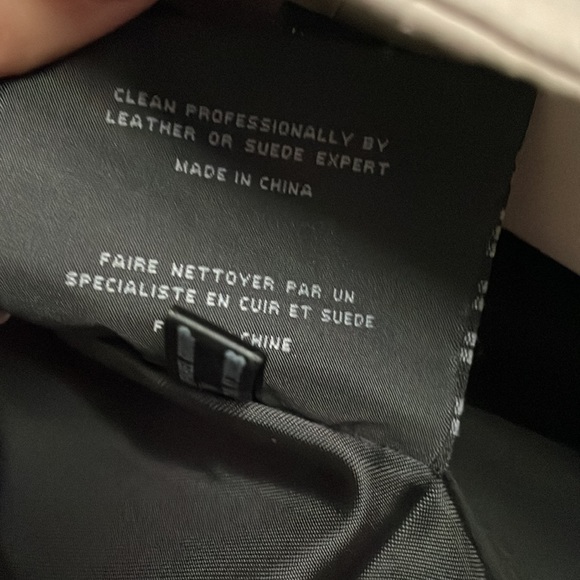 Leather jacket - Picture 5 of 10